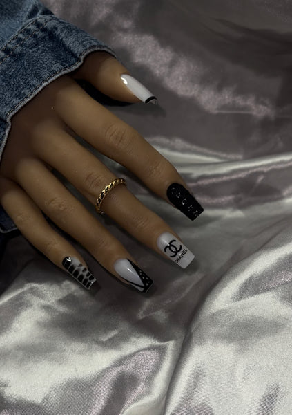 CHANEL KnorCol.Nails